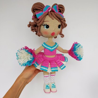 Amigurumi pattern doll Astrid in Cheerleader outfit, Basic crochet doll pattern (English, Deutsch, Français)