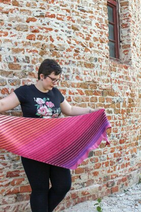 Dreaming of a Sunset Shawl