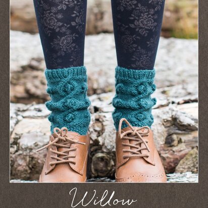 Willow Cable Moss Socks  in West Yorkshire Spinners Illustrious - DBP0033 - Downloadable PDF