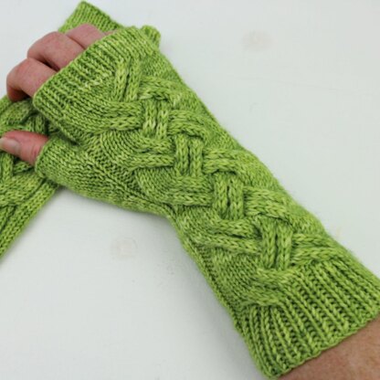 Knitting Pattern "Avocado" / Cable Knit Fingerless Mittens / Arm Warmers  / EN&GE