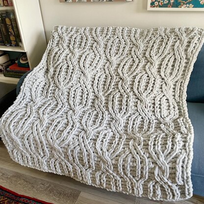 Chunky Chain Cable Blanket