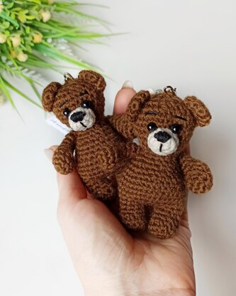 Crochet teddy bear, amigurumi bear keychain