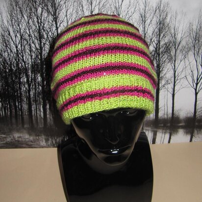 Stripe Beanie Hat in Erika Knight Vintage Wool, Knitting Patterns