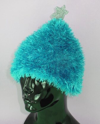 Simple Eyelash Christmas Tree Beanie Hat