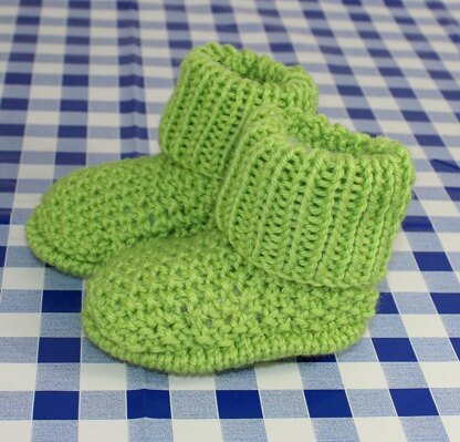 Baby Moss Stitch Booties