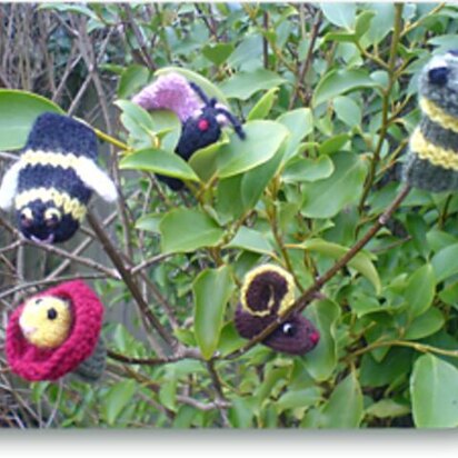 Grow Your Own Finger Puppets - knitting pattern