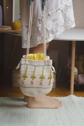 Crochet Bag PATTERN: Tulip Summer Bucket Bag