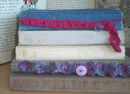 Knitted Button Bookmark