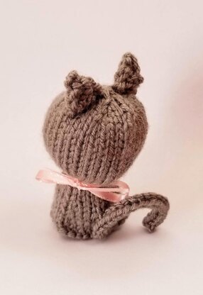 Little Knit Kitten