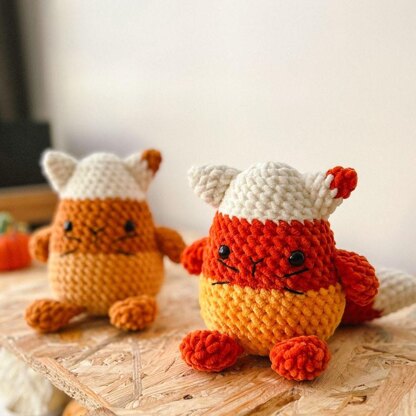 Candy corn cat crochet pattern, PDF, amigurumi halloween pattern