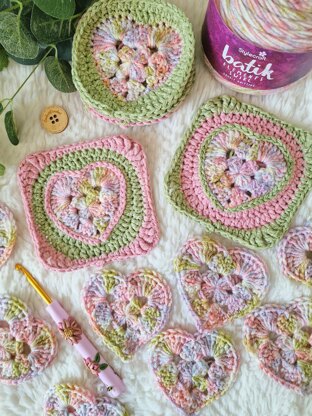 Blossom Hearts Baby Blanket UK & US Terms