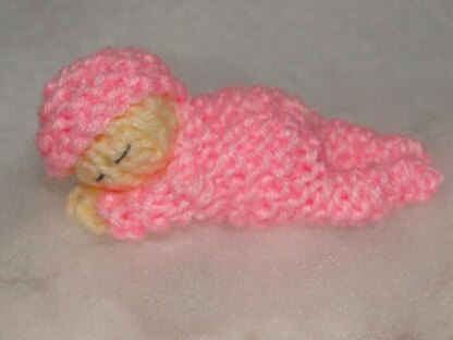 Lovely sleeping baby knitting pattern