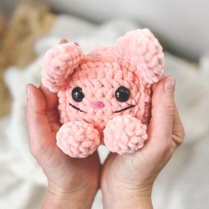 Loaf cat cube crochet pattern. PDF plush kitten tutorial. Cute Amigurumi.