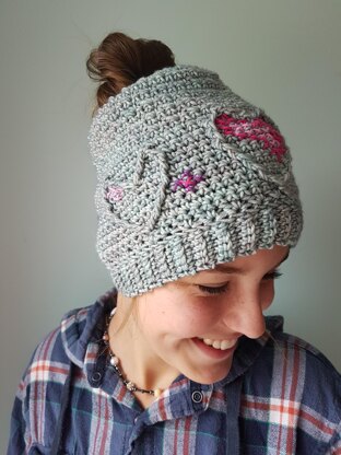 Three of Hearts hat