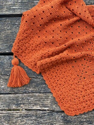 Hazel Dots Shawl