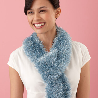 Glimmer Scarf in Lion Brand Martha Glitter Eyelash - L10180