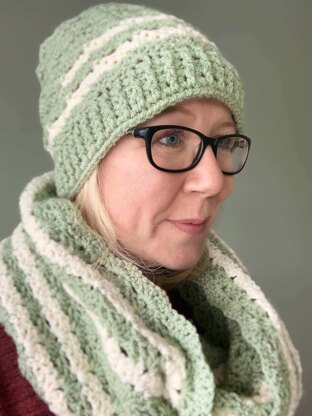 Wheelwright Infinity Scarf