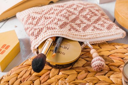 Crochet pouch "Giza plateau"