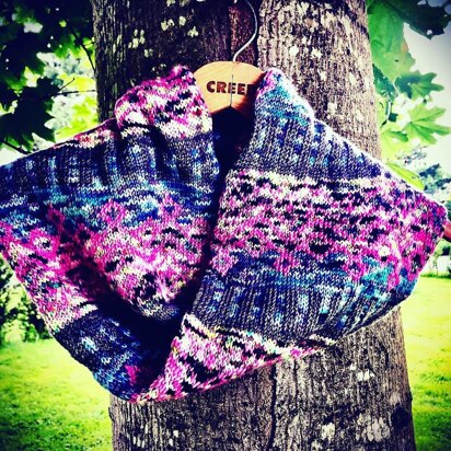Twilight Harbor Mobius Cowl - knitting pattern