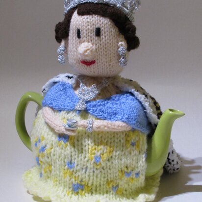 Her Majesty The Queen Tea Cosy Knitting Pattern