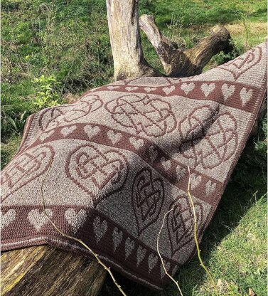 Follow Your Celtic Heart Blanket Crochet Pattern