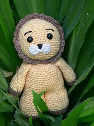 Liontis the amigurumi  lion