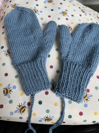 First time mittens #2