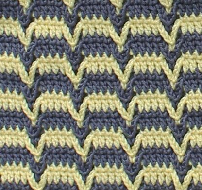 Crescent Moon Blanket (dropped chevron)