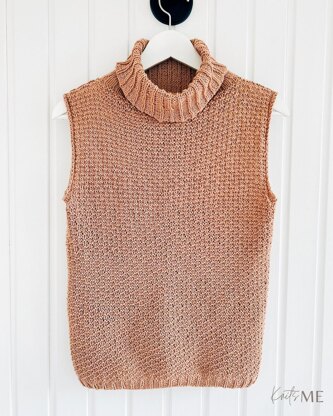 Yolo top