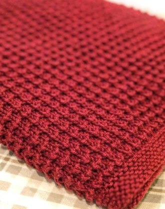 Aran Raspberry Blanket