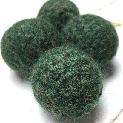 Quick and Sturdy Dryer Balls