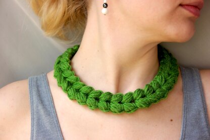Cable Necklace