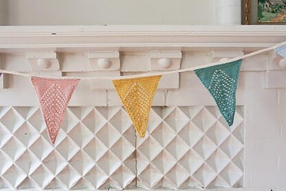 Petit Jardin Bunting