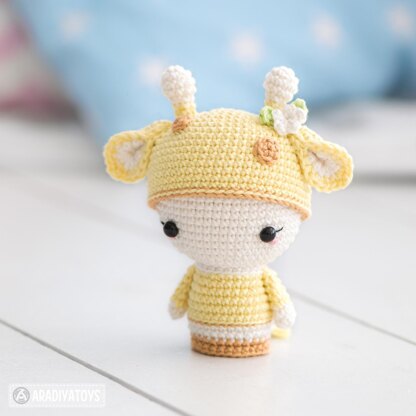 Mini Sonya the Giraffe by AradiyaToys