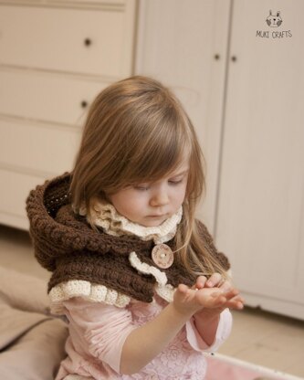 Leena hooded cowl