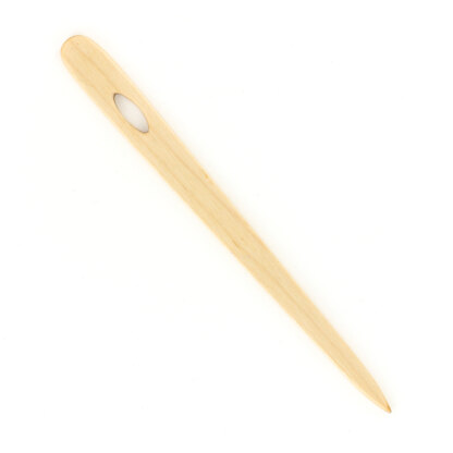 TOIKA Wooden Weaving Needle - 3.75"