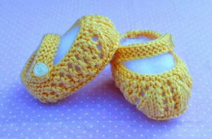 Summer Lace Baby Booties