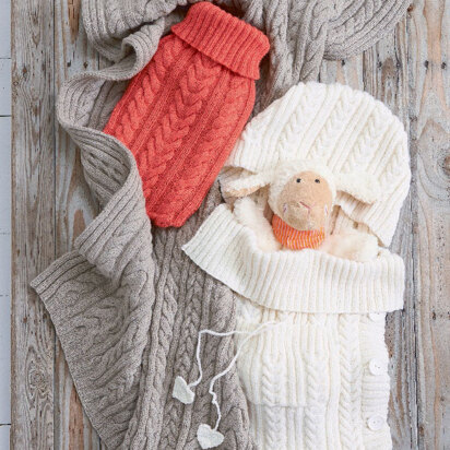Hot Water Bottle Cover in Schachenmayr Bravo Baby - S8640 - Downloadable PDF