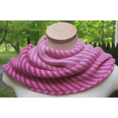 Hand-dyed Yarn @ Wonderland Yarns: Chevron Stripes Infinity Scarf Kits