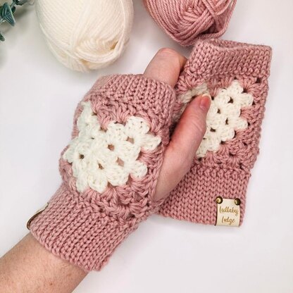 Granny's Sweetheart Gloves