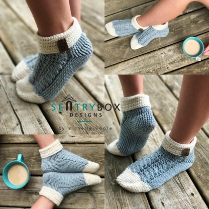 Cozy Cabin Ankle Socks