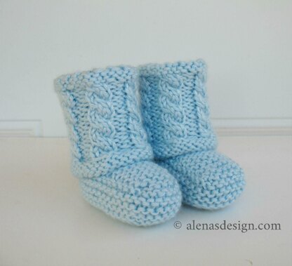 Cabled Baby Booties