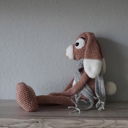 Crochet Pattern Long Legged Bunny Holly!