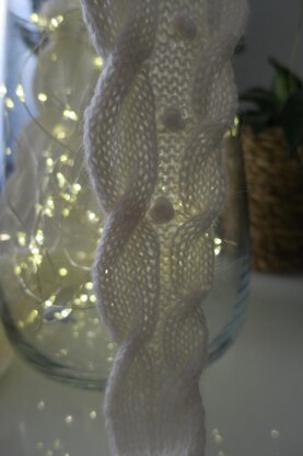 Rose and Pearls Scarf