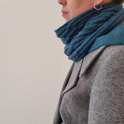 Cable connection Shawl