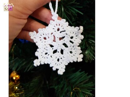 Openwork snowflake 2