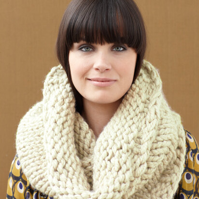 Dobbs Ferry Cowl in Lion Brand Wool-Ease Thick & Quick - 90574C