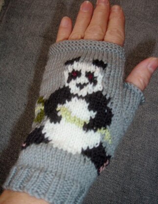Panda fingerless gloves/fingerless mitts