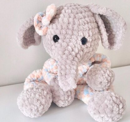 Layla the elephant Lovey