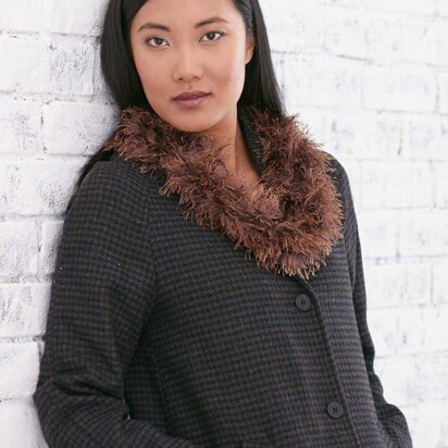 Girl's Got Moxie Arm Knit Cowl in Patons Classic Wool Worsted and Moxie